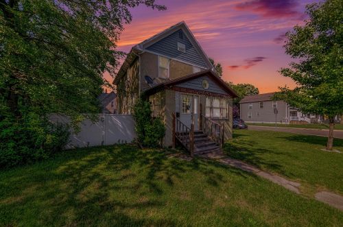 1321 Stockbridge Ave, Kalamazoo, MI 49001-3900