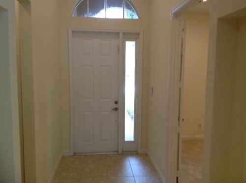 9132 Short Chip Cir, Fort Pierce FL  34986-2802 exterior