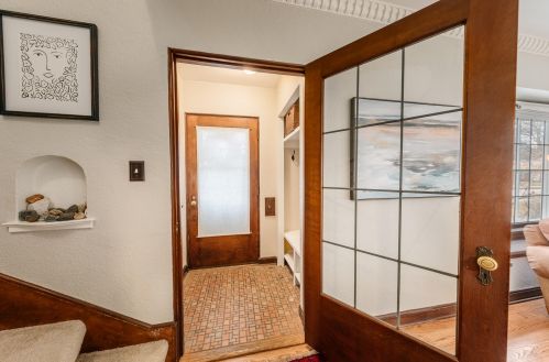 2830 79th St, Milwaukee, WI 53222-4902