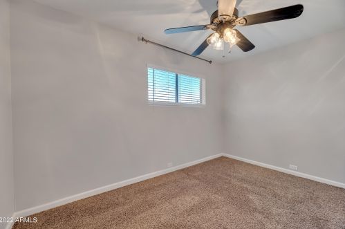 4713 10 St, Phoenix AZ 85020-2625 exterior