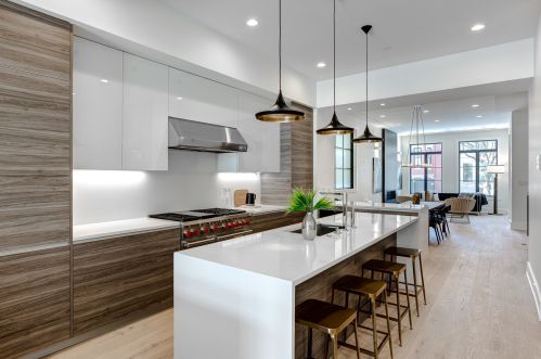 1909 Dayton St, Chicago IL 60614-5028 exterior