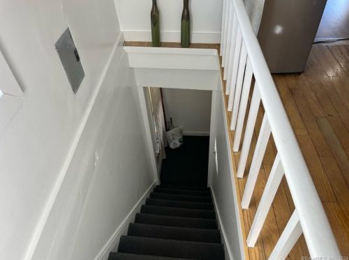 9 Couch St, Norwalk CT 06854-2025 exterior