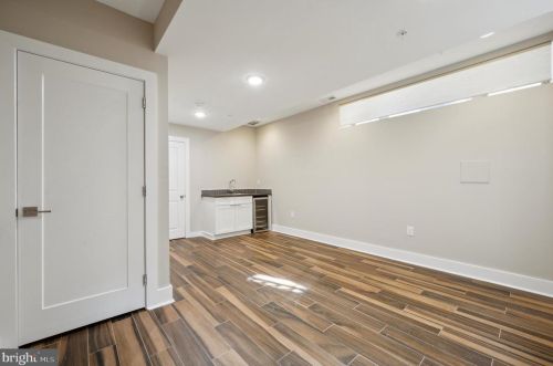 1214 17 St, Philadelphia PA 19132-3929 exterior