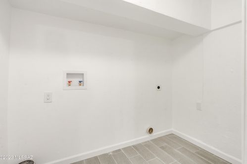 227 24 St, Tucson AZ 85713-1645 exterior