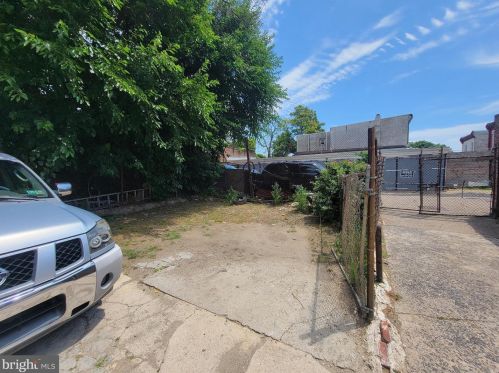 3535 8th St, Philadelphia PA 19140-4418 exterior