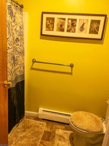 287 Hunterdon St, Newark NJ 07103-2677 exterior