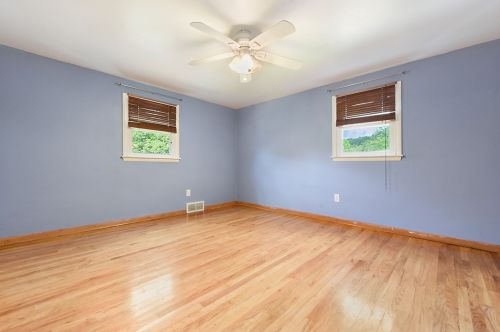 113 Calmont Dr, Pittsburgh PA 15235-5202 exterior