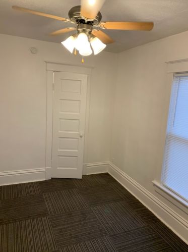 657 Broadway St, Joliet IL 60435-1752 exterior