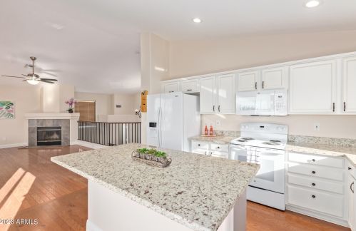 12442 42nd Ave, Phoenix AZ  85029-2957 exterior