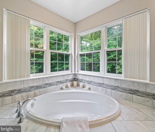 3150 Queensberry Dr, Huntingtown MD 20639-2306 exterior