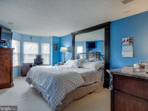 24 Ln Costa Dr, Blenheim NJ 08012-5531 exterior