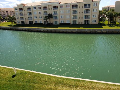 7 Harbour Isle Dr, Fort Pierce, FL 34949-2749