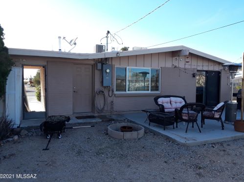 8854 Appomattox St, Tucson, AZ 85710-2908