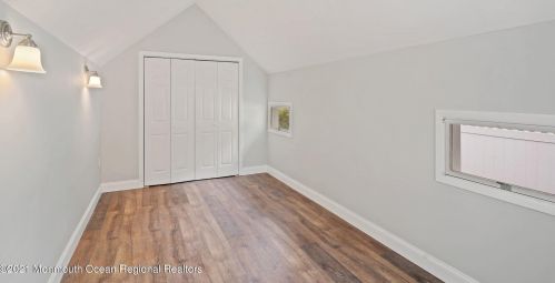 170 Memorial Pkwy, Atlantic Highlands NJ  07716-1655 exterior