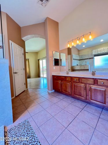 4051 Still Canyon Pass, Tucson AZ  85745-4166 exterior