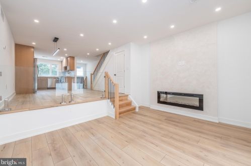 3172 18 St, Philadelphia PA 19145-5412 exterior