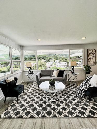 3602 Alani Dr, Honolulu, HI 96822-1414