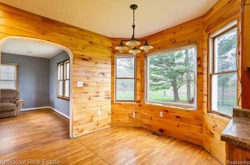 5450 Atkins Rd, Vassar MI 48768-9479 exterior