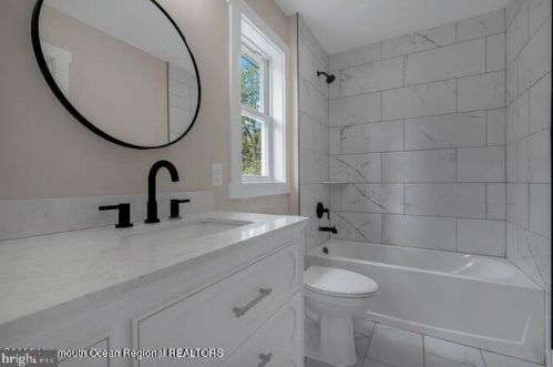 431 Virginia Ave, Berkeley Township NJ 08721-2811 exterior