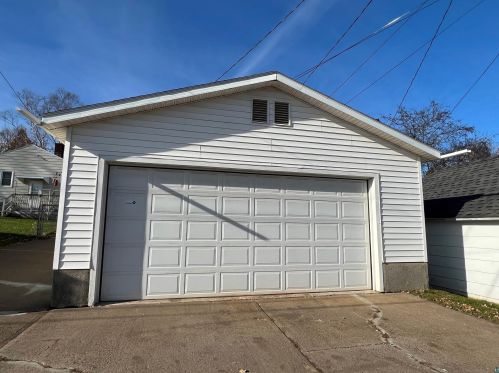 4016 7th St, Duluth MN 55807-1526 exterior