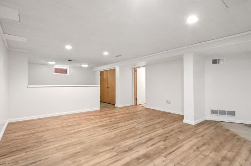 6110 Savio Dr, Saint Louis MO 63123-2761 exterior