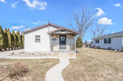 3708 Mary St, Manitowoc, WI 54220-5458