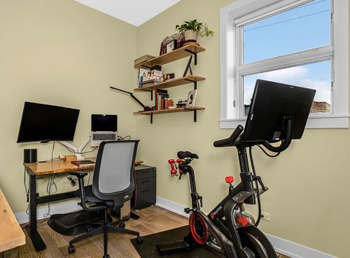 2810 Walton St, Chicago IL 60622-4450 exterior