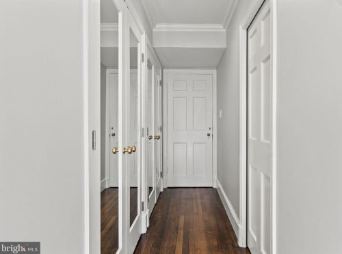 3324 Reservoir Rd, Washington DC  20007-2311 exterior