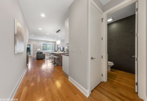 741 Elizabeth St, Chicago, IL 60642-5713