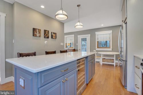 104 Morgan Ave, Riverton NJ 08077-1106 exterior