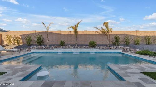 8513 22 Dr, Phoenix AZ 85041-7712 exterior