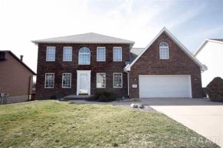 1109 Redwood Dr, Pekin, IL 61554-2552