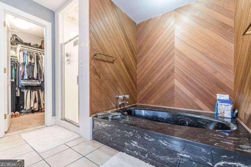 1620 Chevron Way, Atlanta GA  30350-4430 exterior