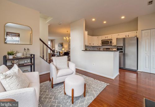 3801 Elbert Ave, Alexandria VA 22305-2058 exterior