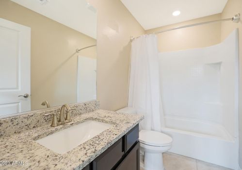 8029 Albeniz Pl, Phoenix AZ  85043 exterior