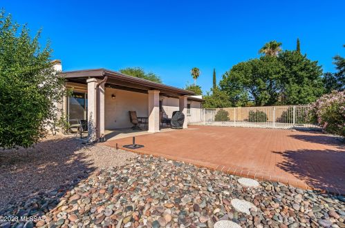 8834 27 St, Tucson AZ 85711-5609 exterior