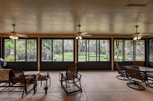 3770 25 Ave, Naples FL 34120-4367 exterior