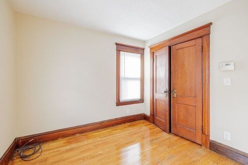 32 Monrovia St, Springfield MA 01104-3113 exterior