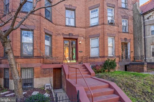 2510 Cliffbourne Pl, Washington DC  20009-1546 exterior