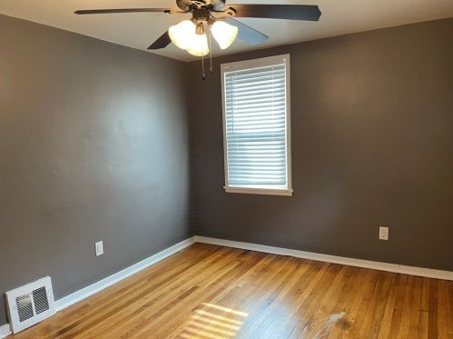 3805 Sunview Dr, Pittsburgh PA  15227-2634 exterior