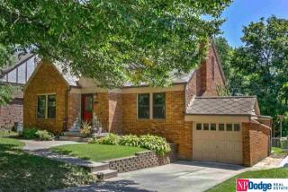 5119 Lake St, Omaha, NE 68104-4315