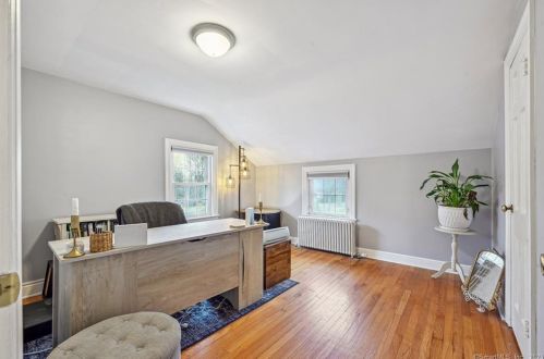 141 Cedarhurst Ln, Milford CT 06461-2721 exterior