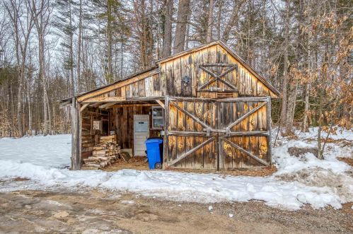 67 Riverhill Ave, Concord NH  03303-1542 exterior