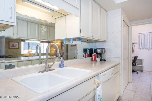 735 Los Opalos, Green Valley AZ 85614-2312 exterior