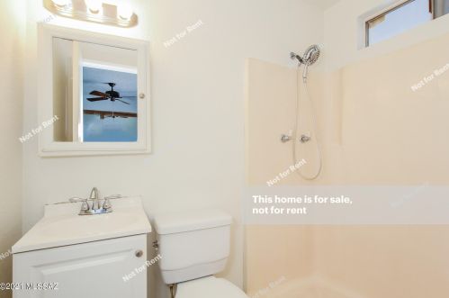 3211 Mormon Dr, Tucson AZ 85730-2017 exterior