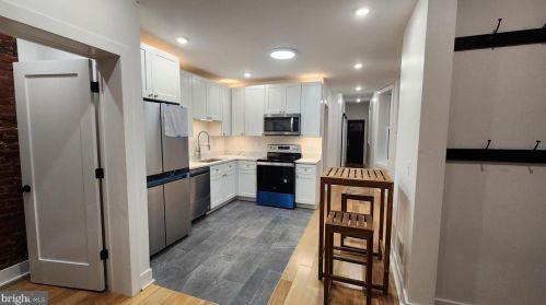 5421 Cedar Ave, Philadelphia PA 19143-1952 exterior