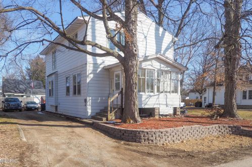 5871 Francis St, Kalamazoo, MI 49048-3545