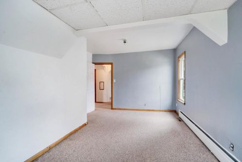 1844 Belmont St, Manitowoc WI 54220-2629 exterior