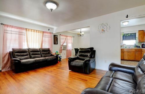 511 Jackson Ave, Rahway NJ 07065-3513 exterior