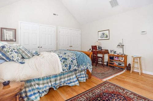 6 Carrington Ln, Farmington CT 06032-2344 exterior